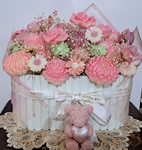 باکس گل جاودان