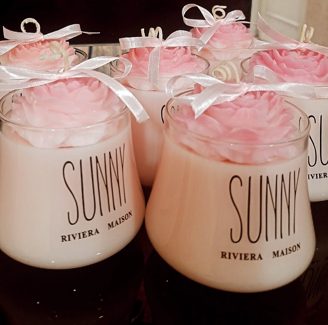 کندل مون ۴۰